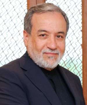 Sursă foto: Wikipedia/Abbas Araghchi